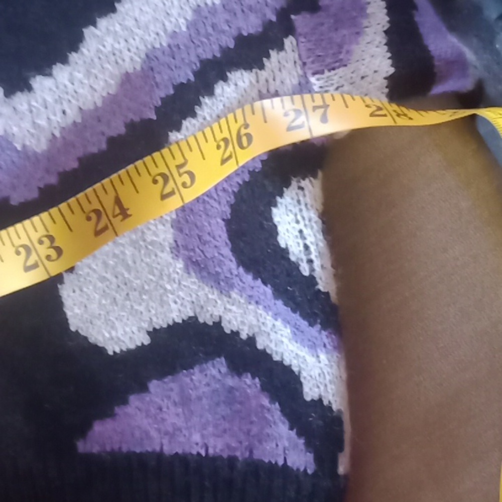 Half Sweater - Picture 3 of 5